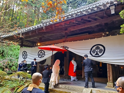 王龍寺様で仏前結婚式が執り行われました。