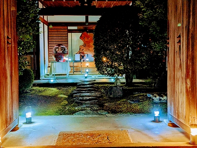 16日、お盆にお迎えした檀信徒の先祖の霊を送る為先祖供養の法要を行いました。
